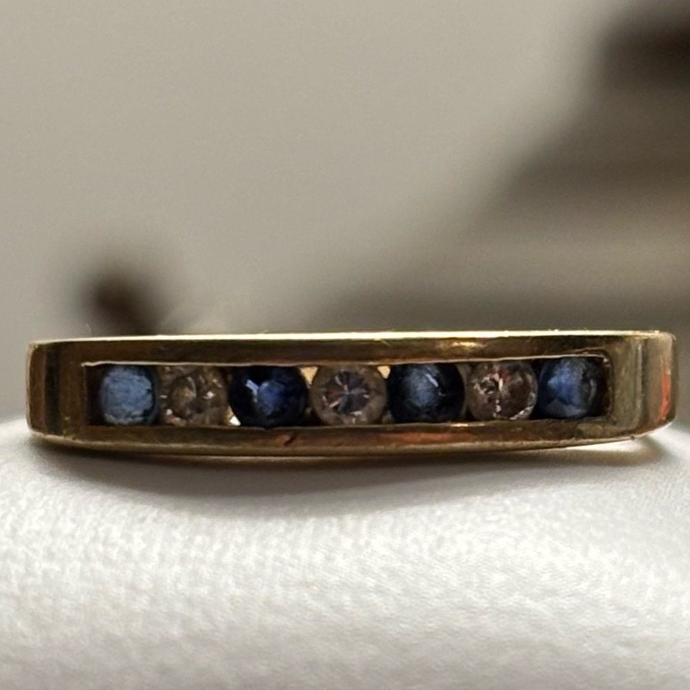 18K Gold Ring with channel set sapphires and diamonds